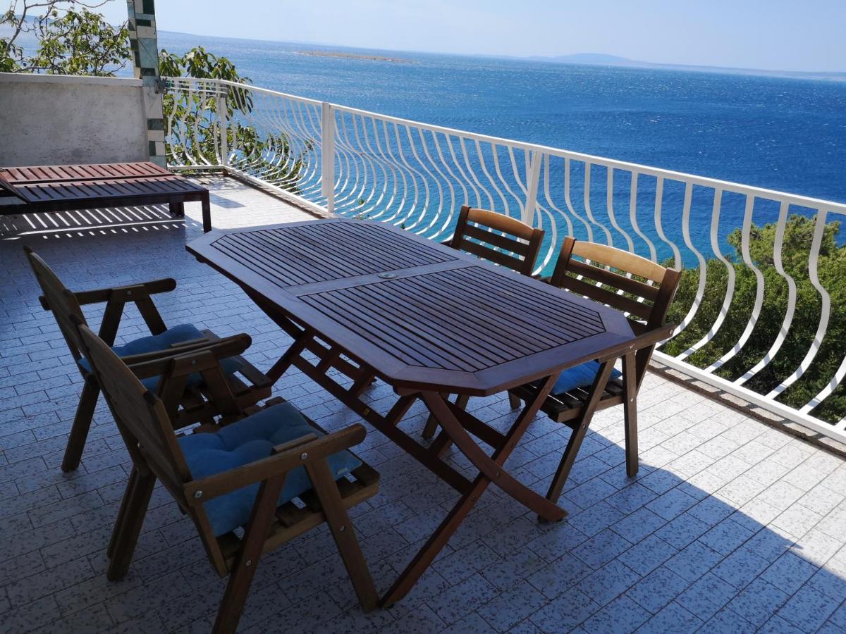 Apartments Bassi Stara Baska Exterior photo